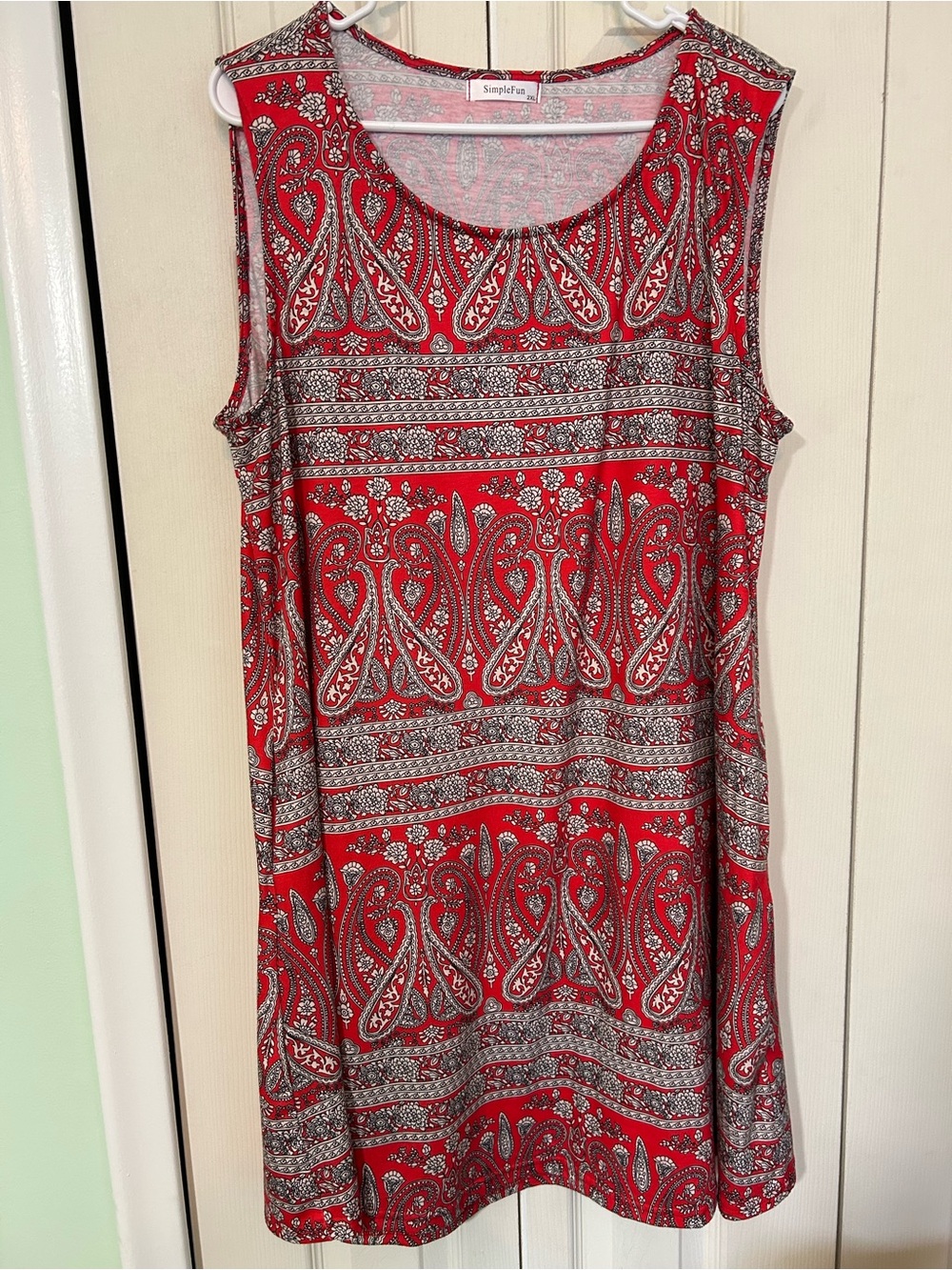 Simple Red Paisley Sleeveless Midi Dress